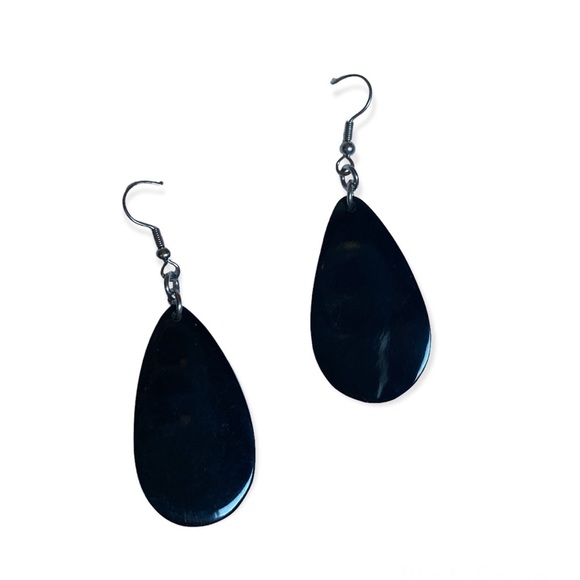 1 pair Assorted Abalone Teardrop Earrings - Picture 3 of 4